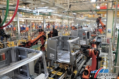 創(chuàng)新驅(qū)動 歐曼超級卡車成為物流高質(zhì)量發(fā)展的助推器